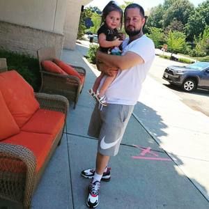 Meet your Posher, Giovanni